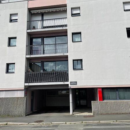 Appart Spacieux 6 Pers Proche Centre Ville Et Gare Laval - Parking Prive Securise Exterior foto